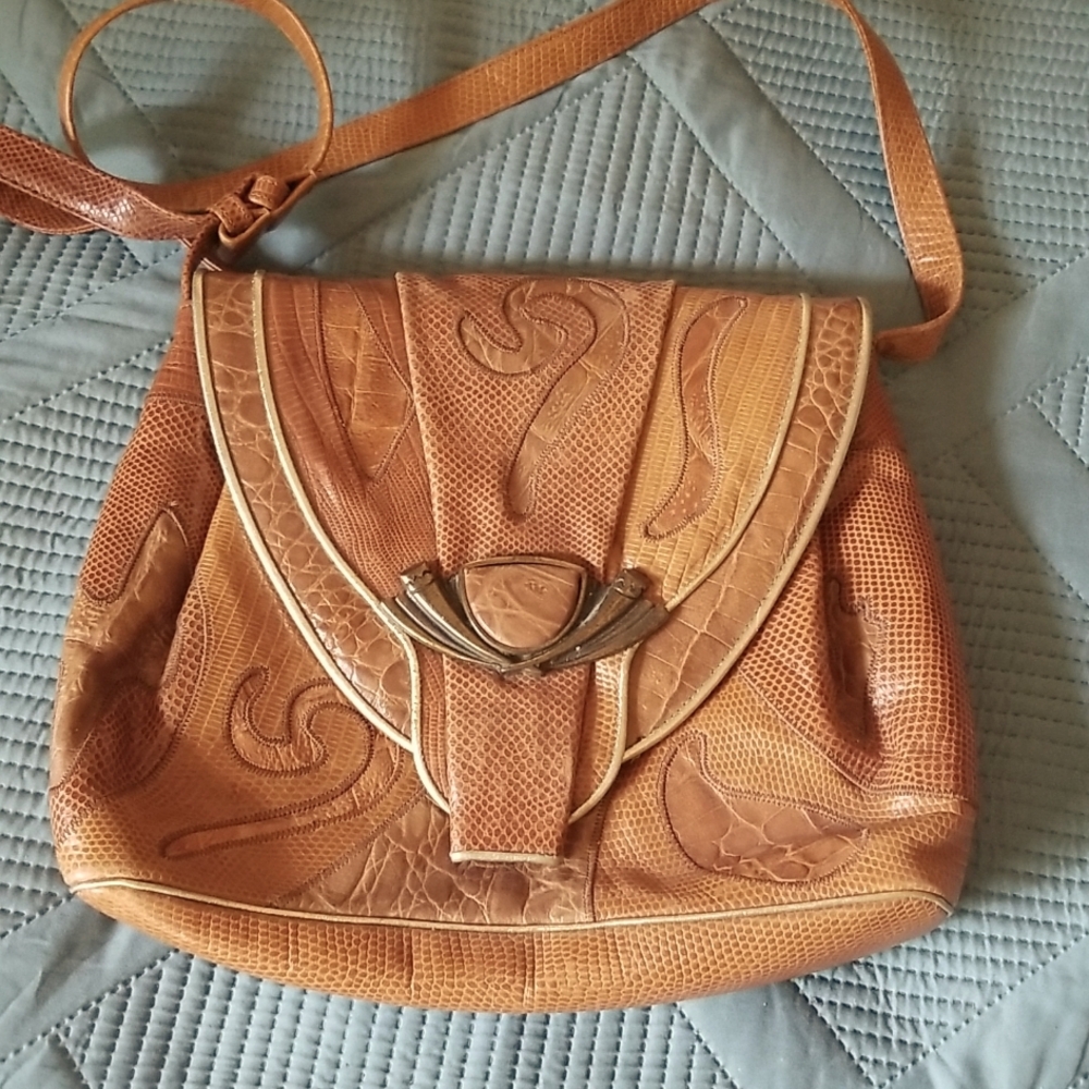 Sharif handbag